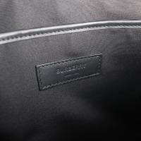 BURBERRY バーバリー クラッチバッグ 8021191 レザー ブラック 【本物保証】