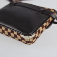 LOUIS VUITTON ルイ ヴィトン ショルダーバッグ M92130 ハラ【本物保証】